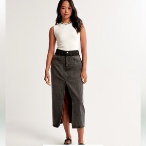 Stacked Waistband Denim Maxi Skirt in Black Size 10